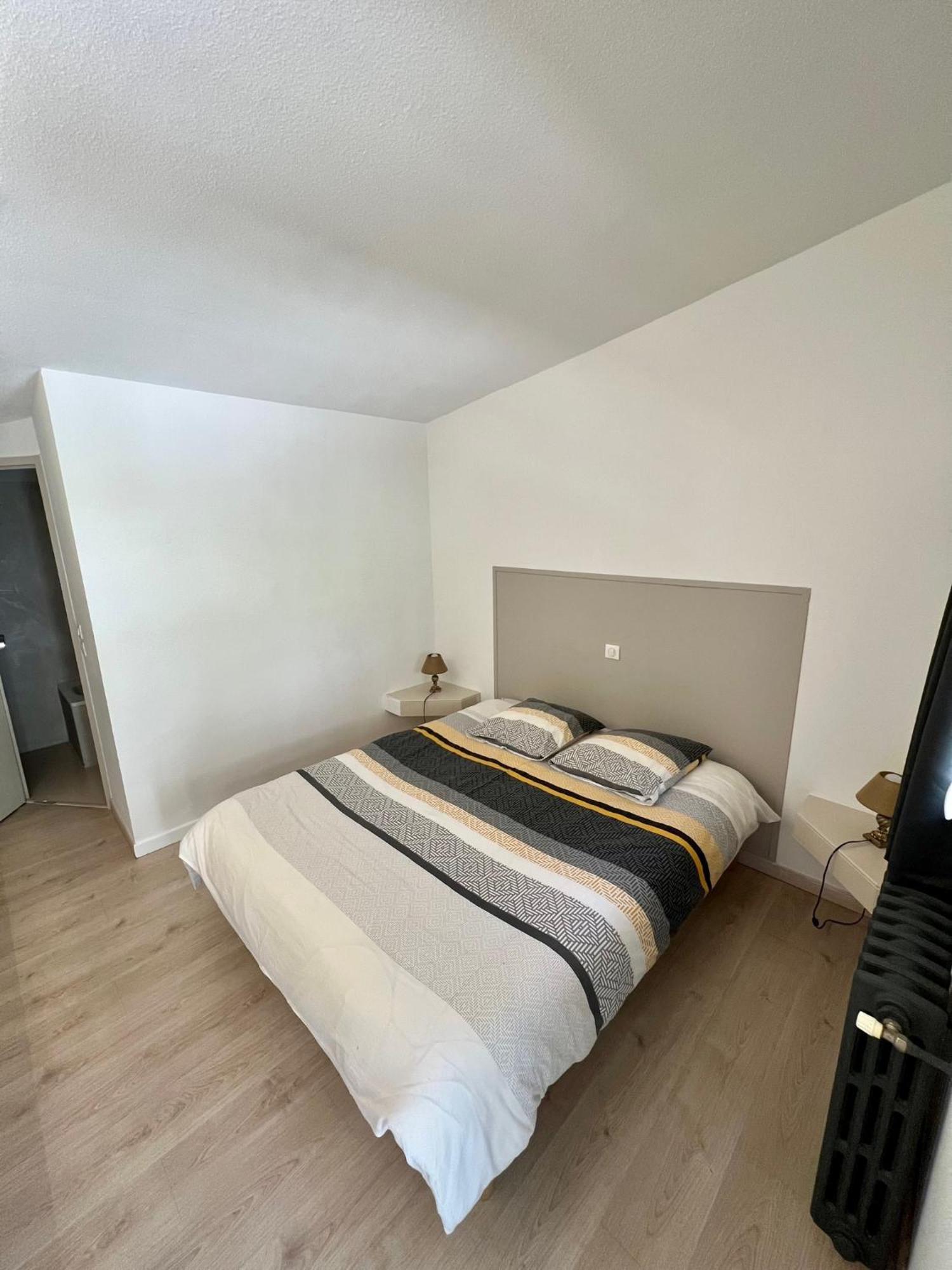 Hotel Moulin De La Sambuc Saint-Zacharie Esterno foto